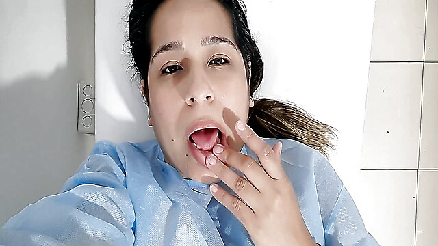 Wife strap on, strapon doctor lesbian, ωριμες μουναρε λεσβιες, λεσβια γυναικολογος, γιαπωνεζες μαμαδες λεσβιες