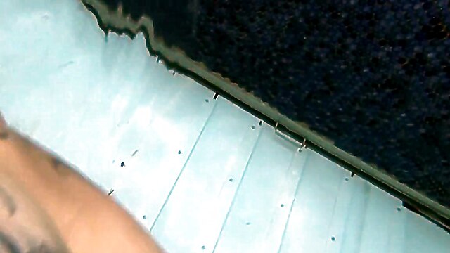 Nudist little, german fnask, blond tattoo, i smyg offentligt, tysk offentlig