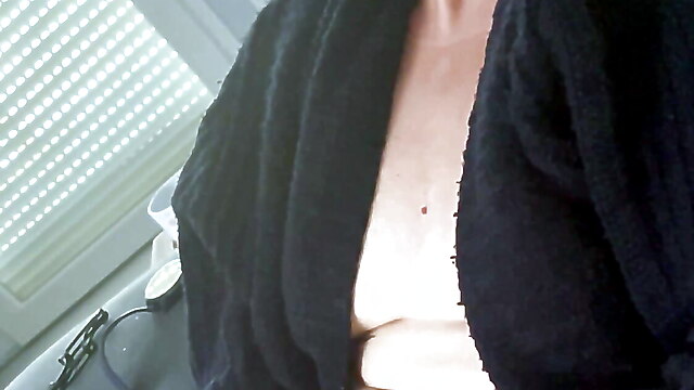 Handjob cum, τσιμπουκι ωριμες, δονητης συζυγος, cum wife, cum masturbation