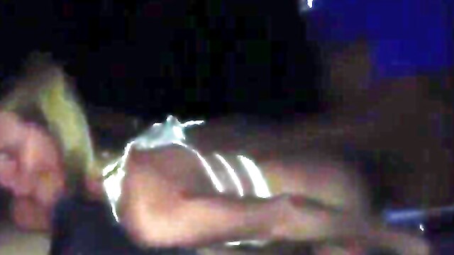 Kissfittan, blond flicka porr, amatör stora bröst trekant, rectal pussy, anal bröst