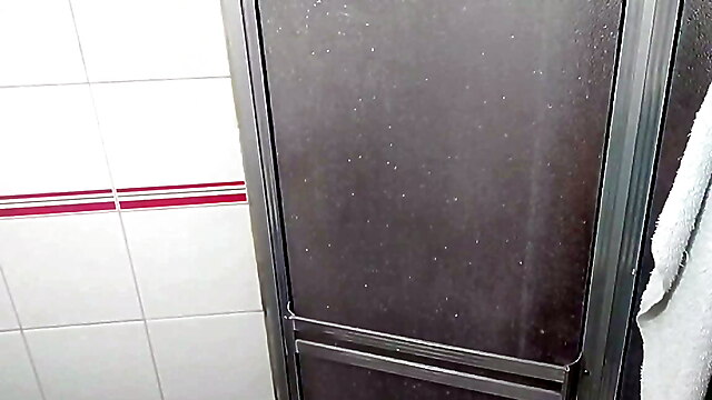 Mademoiselle al homemade, porno casero cumshot, madrastra español, xxx en español casero, banos duchas
