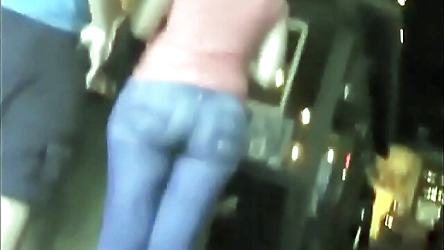 Ass walking the streets, voyeur braless, voyeur public big ass, in downtown, braless in public