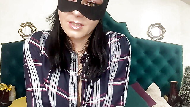 Mature amateur seduction, cuckolds foot worship, mistress foot massage, temptation eyes, masterbation amateur cei