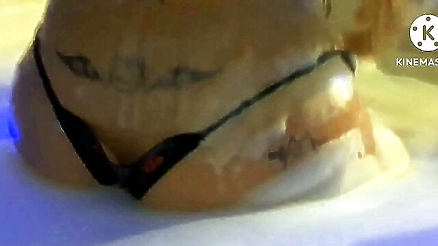 Проститутка на улице, реальные школьники, секс с проституткой реал, жосткоє порно целки, шлюха скрытая камера